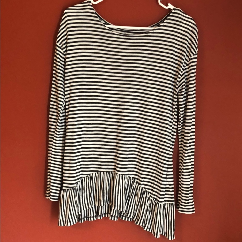 Striped long sleeve stop